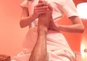 フットマッサージ